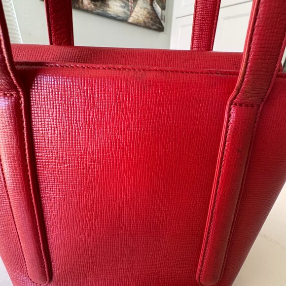MCM München Red Pebbled Leather Small Tote Bag B9075 - Picture 5 of 16